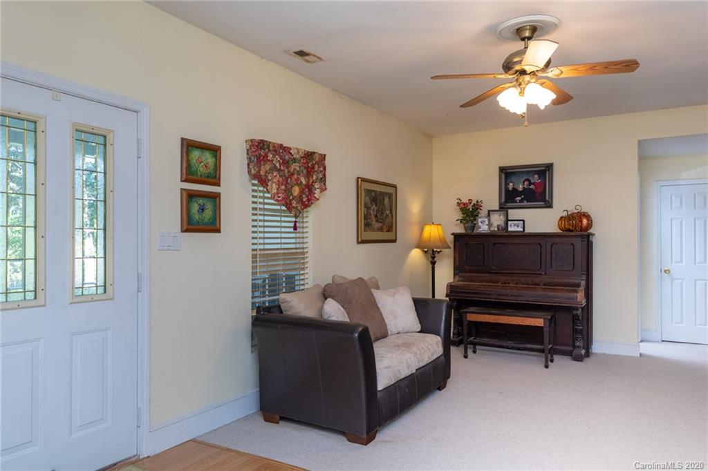 3995 Hoodtown Road Sharon, SC 29742 - Photo 11 of 41