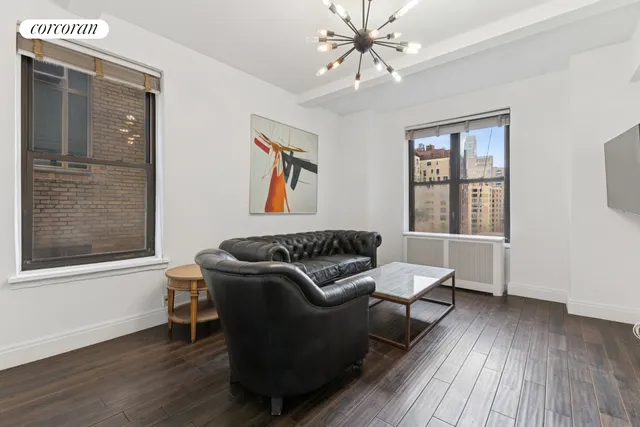 $1,850,000 | 12 West 72nd Street, Unit 12D | Upper West Side