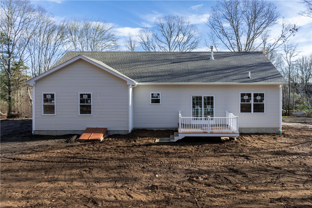 35 Pound Road Westerly, RI 02891 - Photo 8 of 9