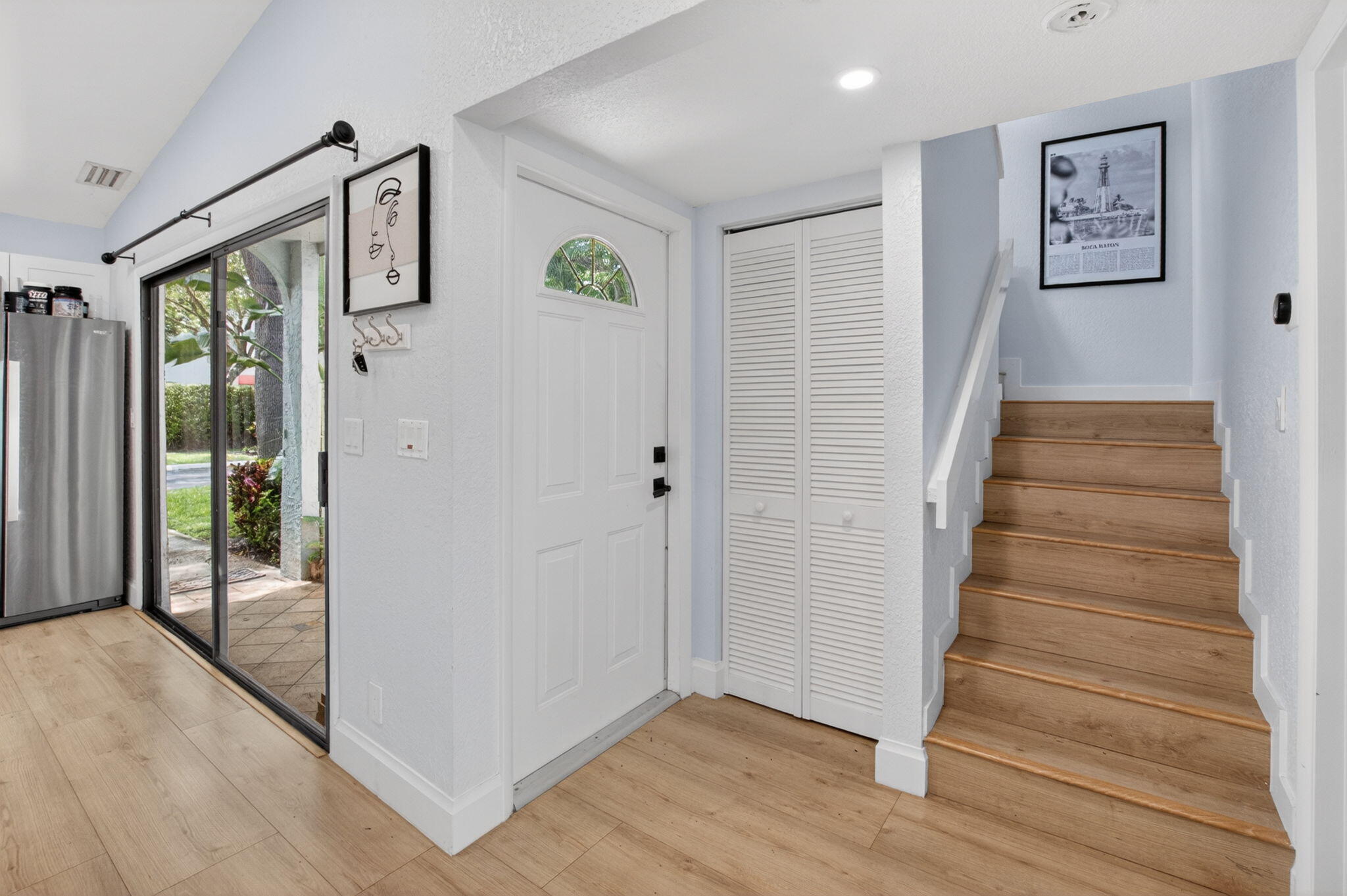 22270 Pineapple Walk Drive Boca Raton, FL 33433 - Photo 12 of 20 Stairway
