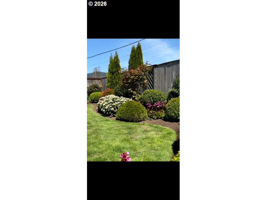 450 Cardinal Way Springfield, OR 97477 - Photo 15 of 15