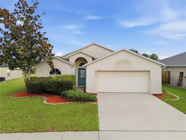 $350,000 | 24504 Mistwood Court, Lutz, FL 33559