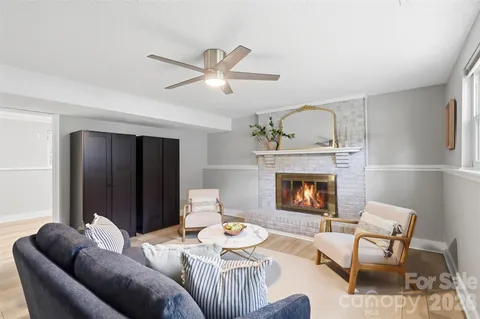 $600,000 | 716 Regency Drive, Charlotte, NC 28211