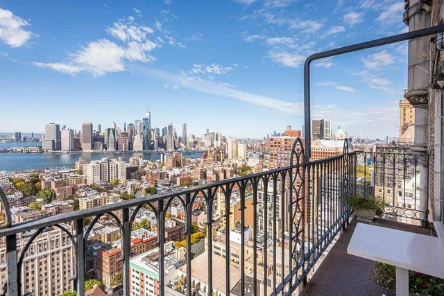 $2,995,000 | 75 Livingston Street, Unit PH | Brooklyn Heights