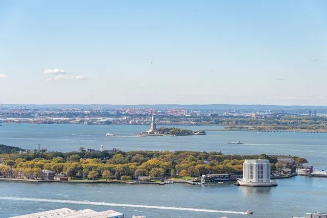 $2,995,000 | 75 Livingston Street, Unit PH | Brooklyn Heights