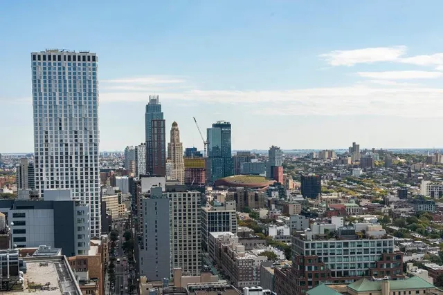 $2,995,000 | 75 Livingston Street, Unit PH | Brooklyn Heights