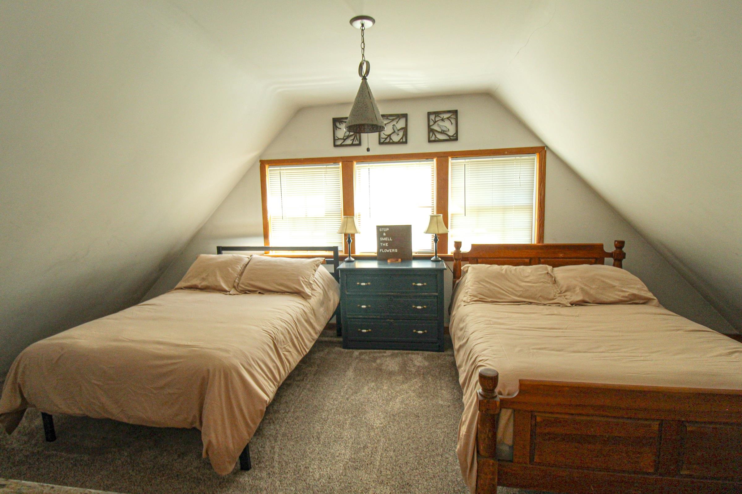 238 Hemlock Hill Road Wardsboro, VT 05360 - Photo 11 of 32