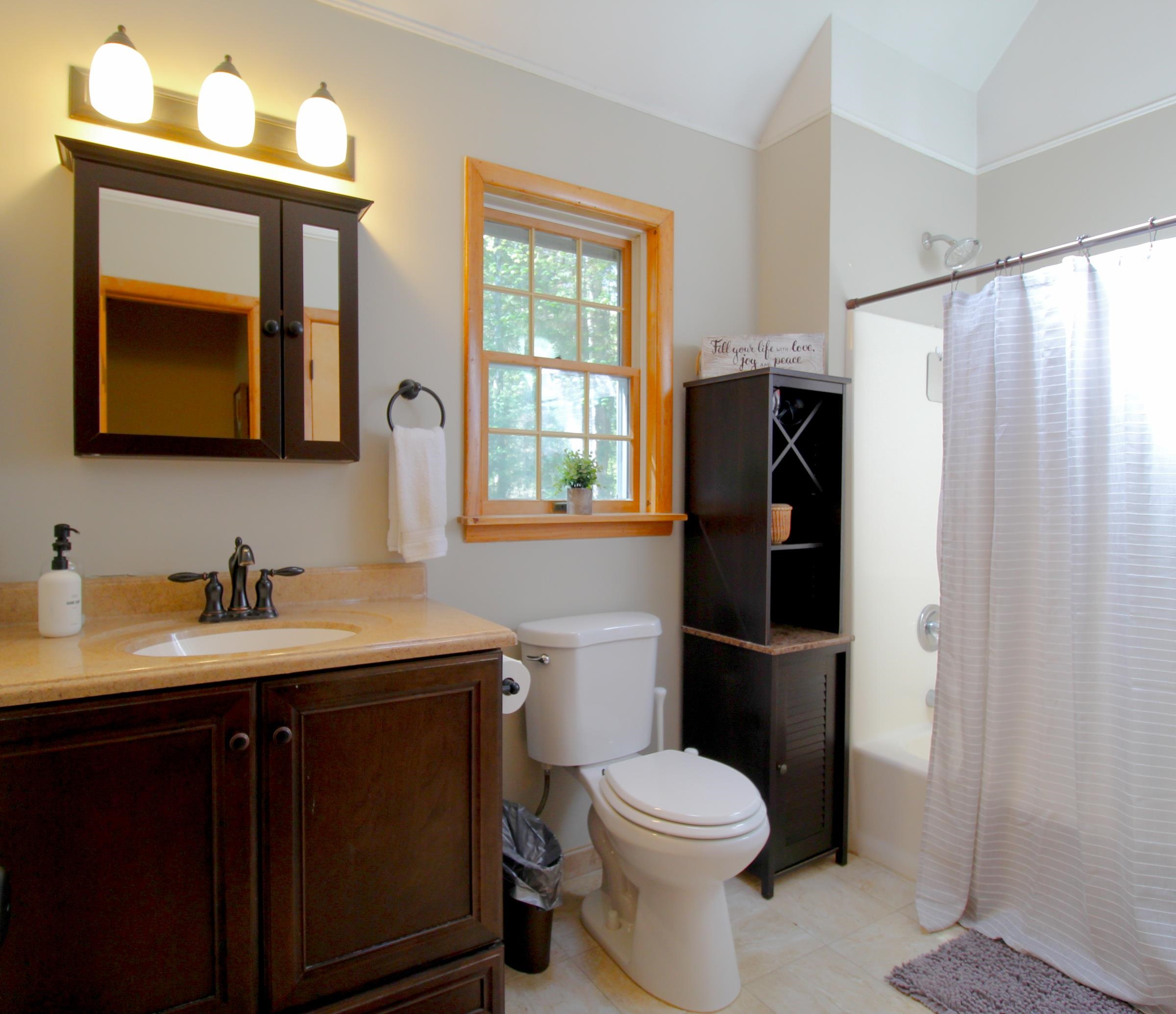 238 Hemlock Hill Road Wardsboro, VT 05360 - Photo 14 of 32