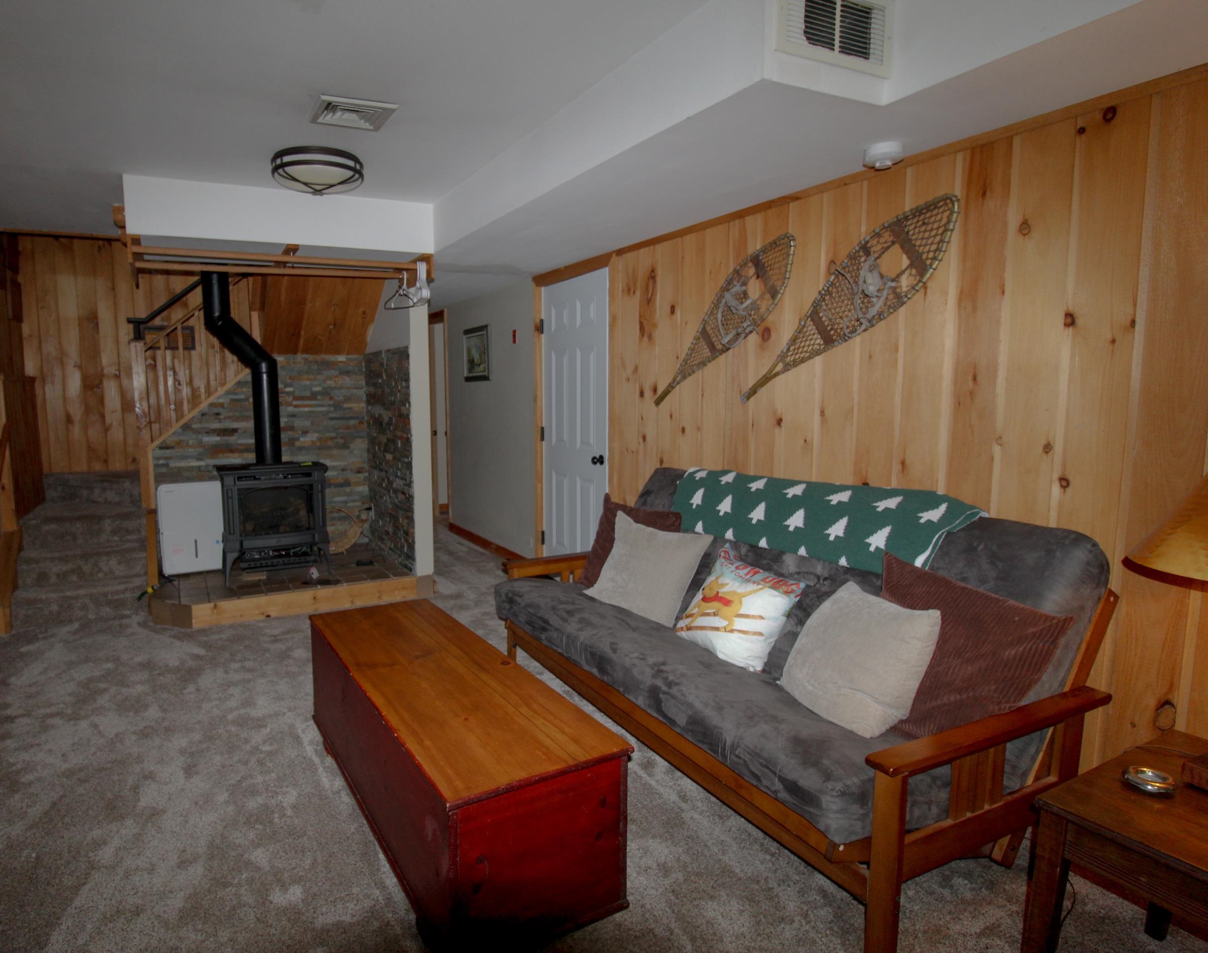 238 Hemlock Hill Road Wardsboro, VT 05360 - Photo 17 of 32