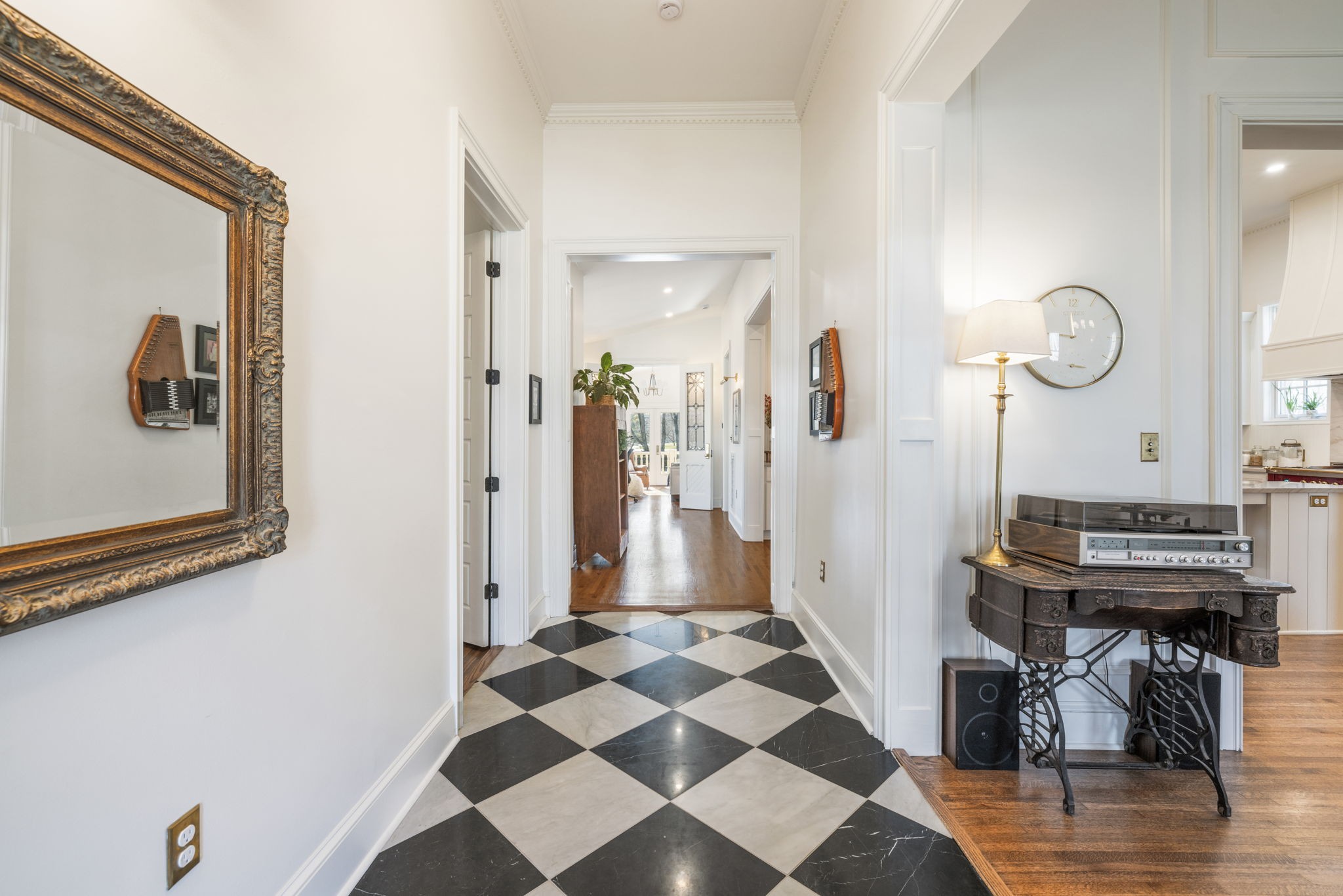 426 Murfreesboro Road Franklin, TN 37064 - Photo 14 of 96