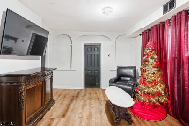 $599,000 | 140 4th Avenue, Newark, NJ 07104