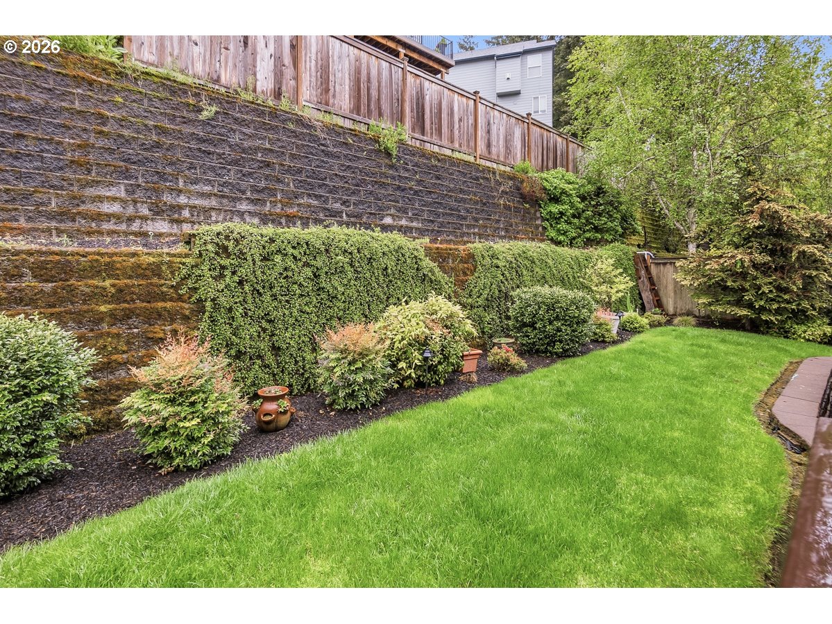 9471 Southwest 164th Avenue Beaverton, OR 97007 - Photo 24 of 26 Backyard