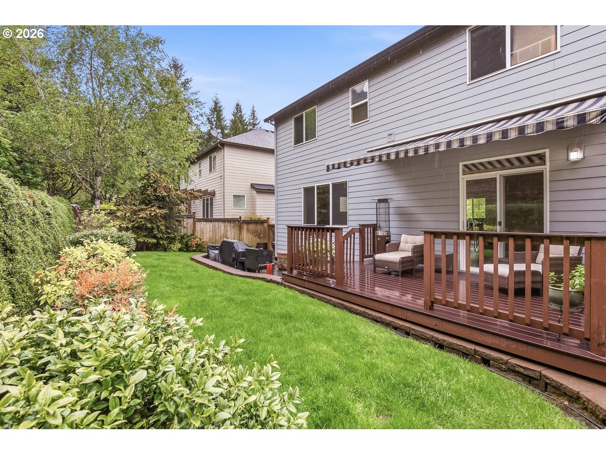 9471 Southwest 164th Avenue Beaverton, OR 97007 - Photo 25 of 26 Backyard