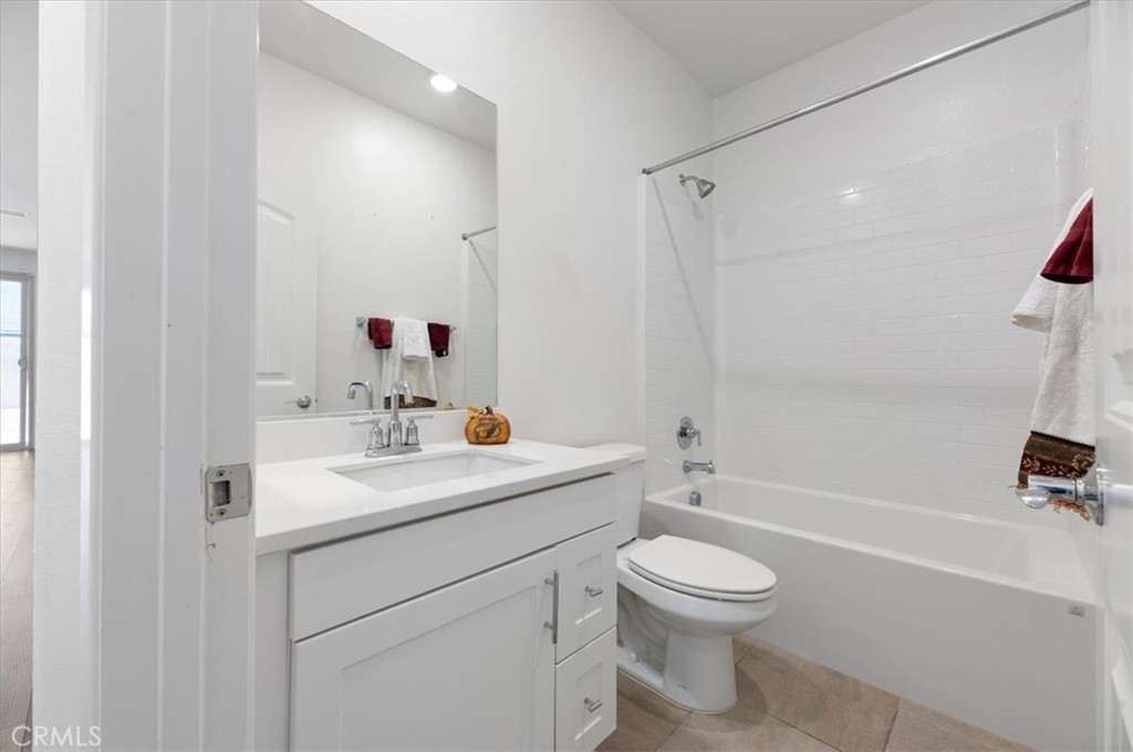 938 West Jasmine Way Rialto, CA 92376 - Photo 13 of 28