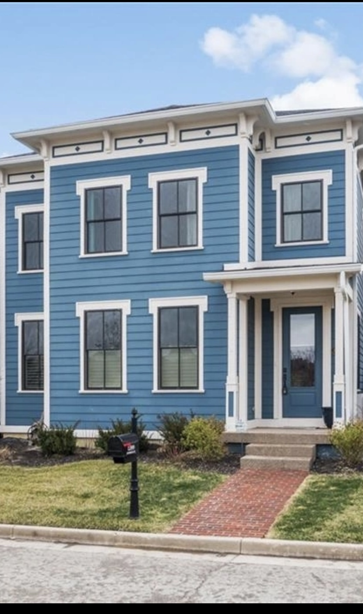 12899 Horlbeck Street, Carmel, IN 46032 Compass