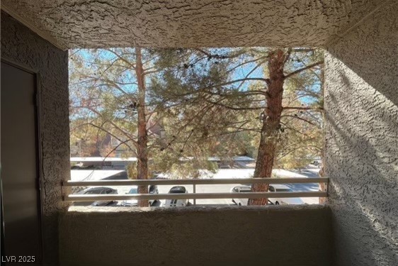 5012 South Rainbow Boulevard, Unit 203 Las Vegas, NV 89118 - Photo 4 of 6