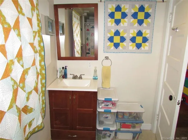 $274,900 | 121 Culvert Street, Torrington, CT 06790