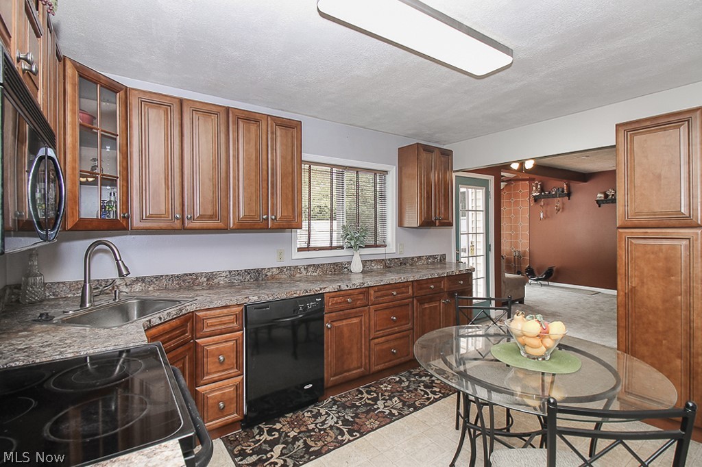 1403 Ford Road Lyndhurst, OH 44124 - Photo 2 of 28 Gallery Image 2