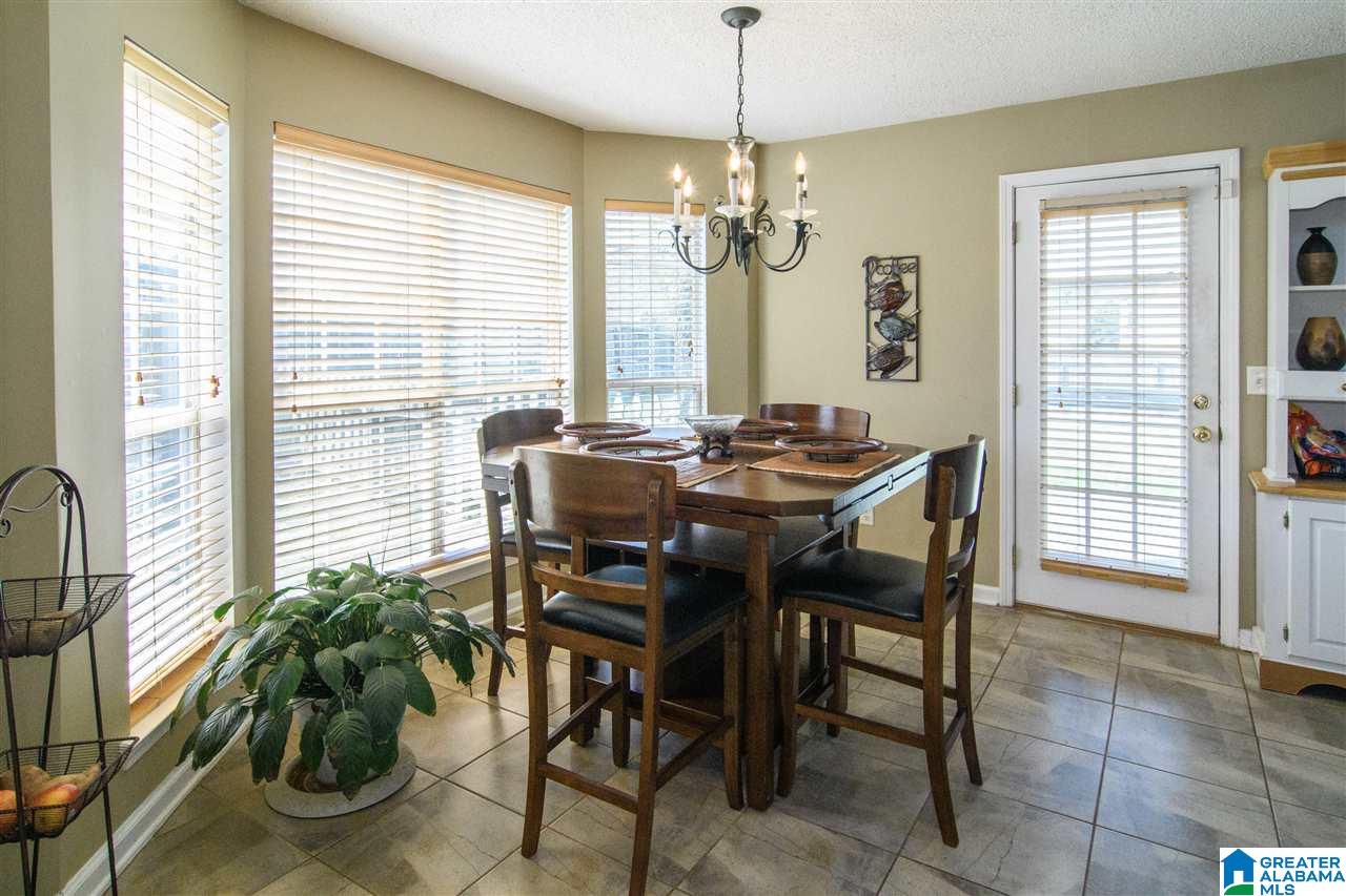 204 Stone Circle Pelham, AL 35124 - Photo 12 of 40