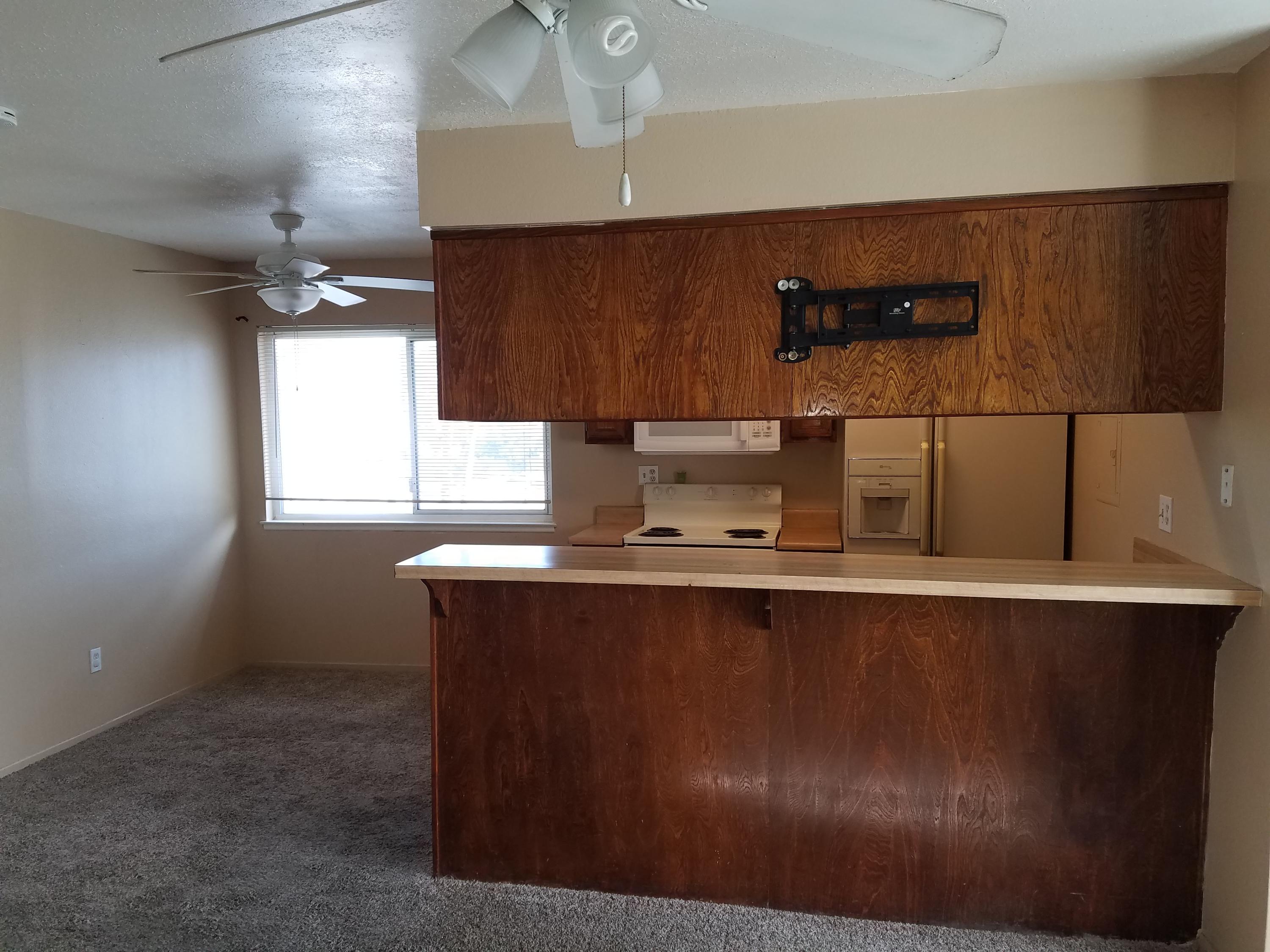 72675 Thrush Road, Unit 4 Palm Desert, CA 92260 - Photo 8 of 12 20200104_124255