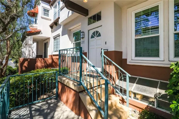 $1,150,000 | 12721 Trent Jones Lane, Tustin, CA 92782