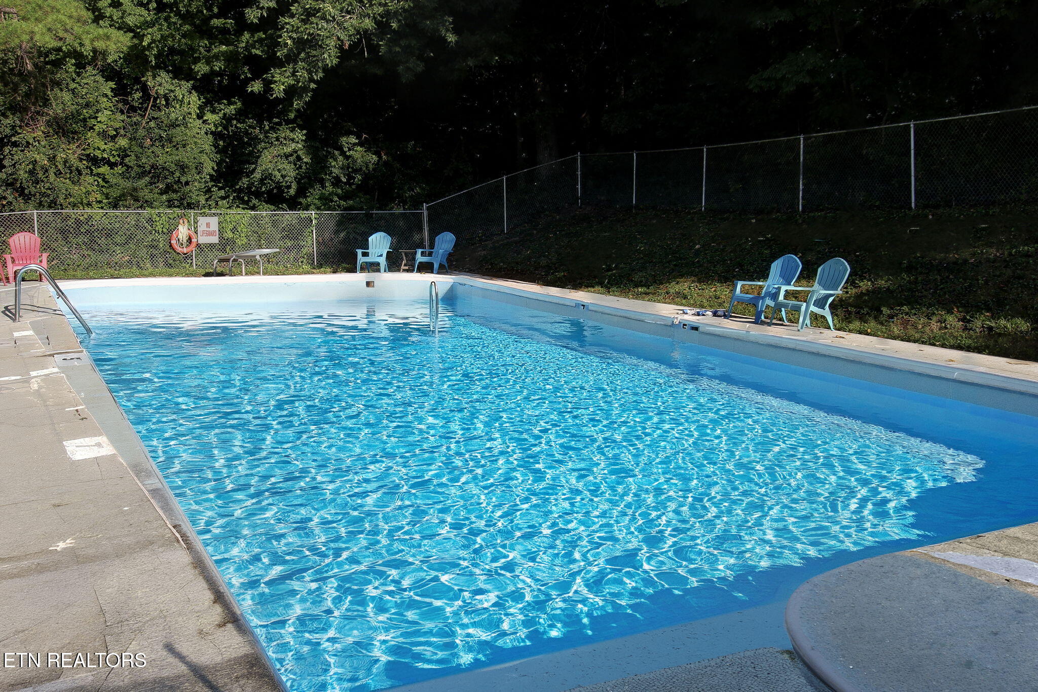 3726 Cherrylog Road Knoxville, TN 37921 - Photo 33 of 34 Community Pool
