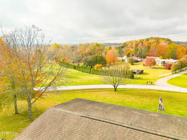 $294,900 | 18039 Kenwarn Lane, Abingdon, VA 24210