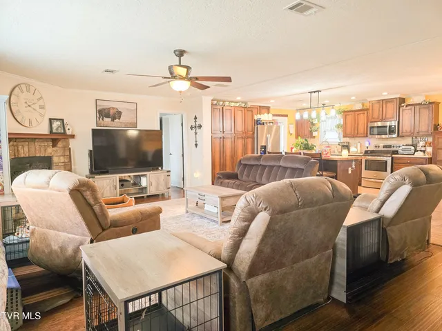 $294,900 | 18039 Kenwarn Lane, Abingdon, VA 24210