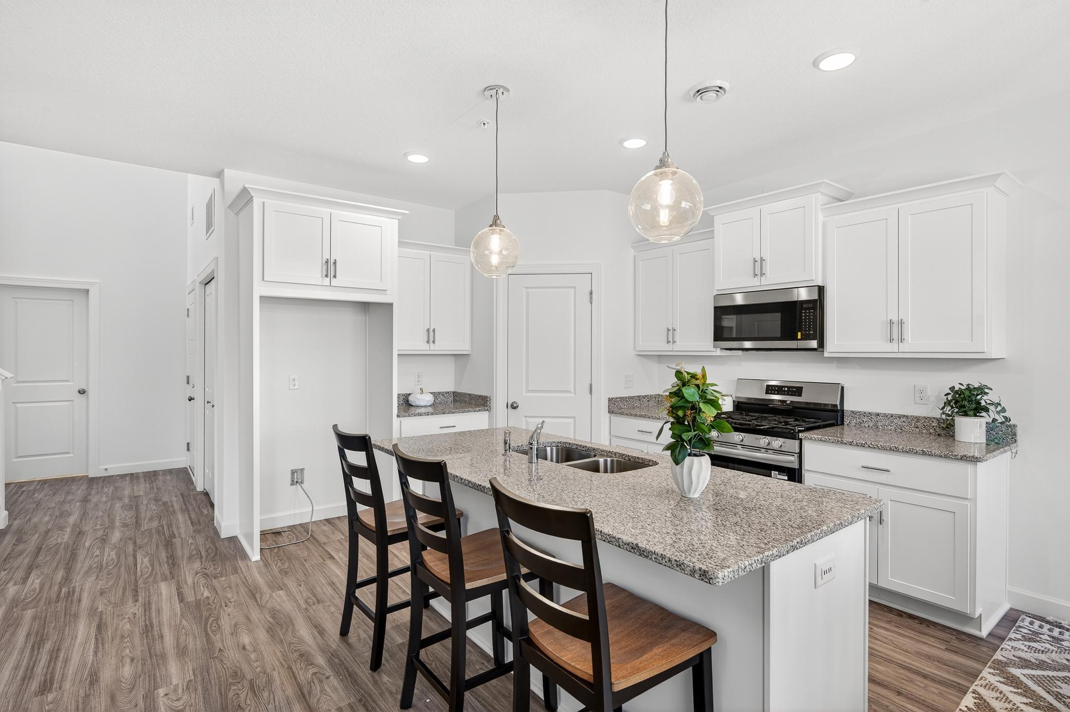 2100 Cleveland Lane South Cambridge, MN 55008 - Photo 13 of 35