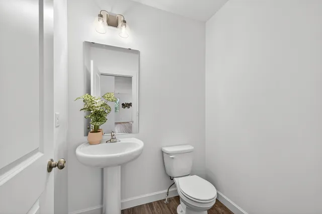 $319,900 | 2100 Cleveland Lane South, Cambridge, MN 55008