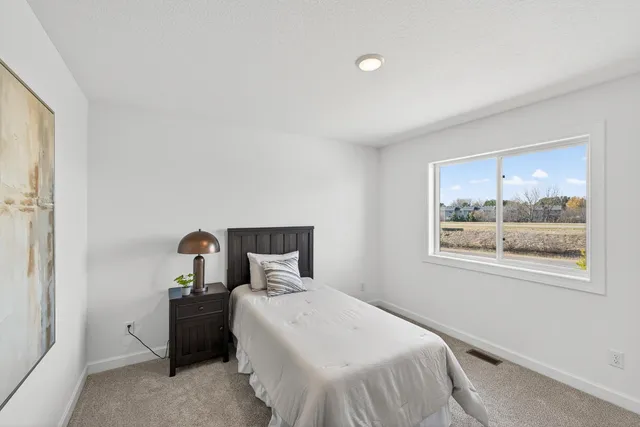 $319,900 | 2100 Cleveland Lane South, Cambridge, MN 55008