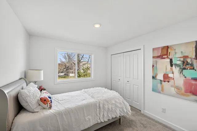 $319,900 | 2100 Cleveland Lane South, Cambridge, MN 55008