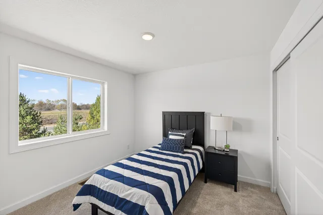 $319,900 | 2100 Cleveland Lane South, Cambridge, MN 55008