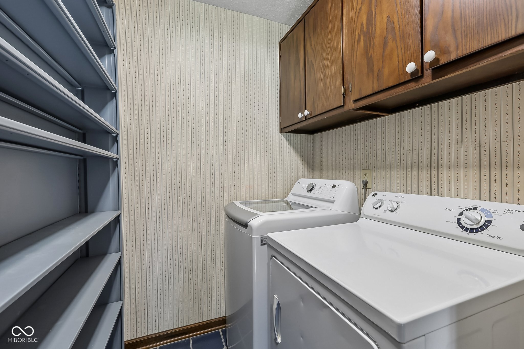 1853 Winding Ridge Court Indianapolis, IN 46217 - Photo 36 of 44 Gallery Image 36