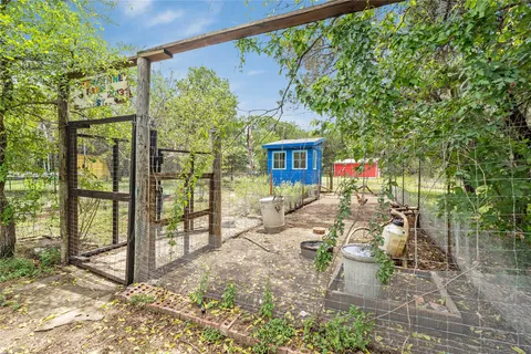 $1,250,000 | 10133 Oliver Drive, Austin, TX 78737