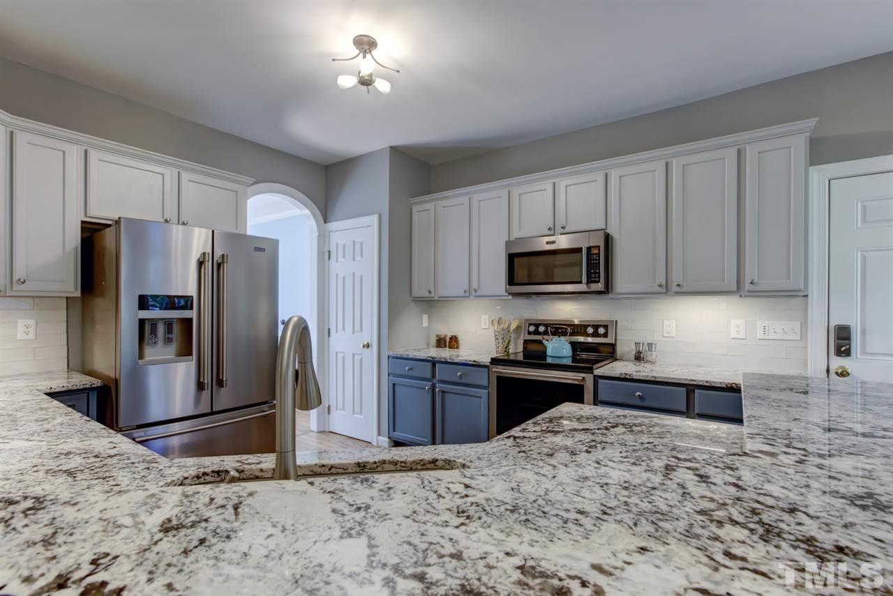 407 Scotts Ridge Trail Apex, NC 27502 - Photo 9 of 30 Gallery Image 9