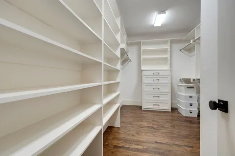 $1,600,000 | 6127 Lakeshore Drive, Dallas, TX 75214