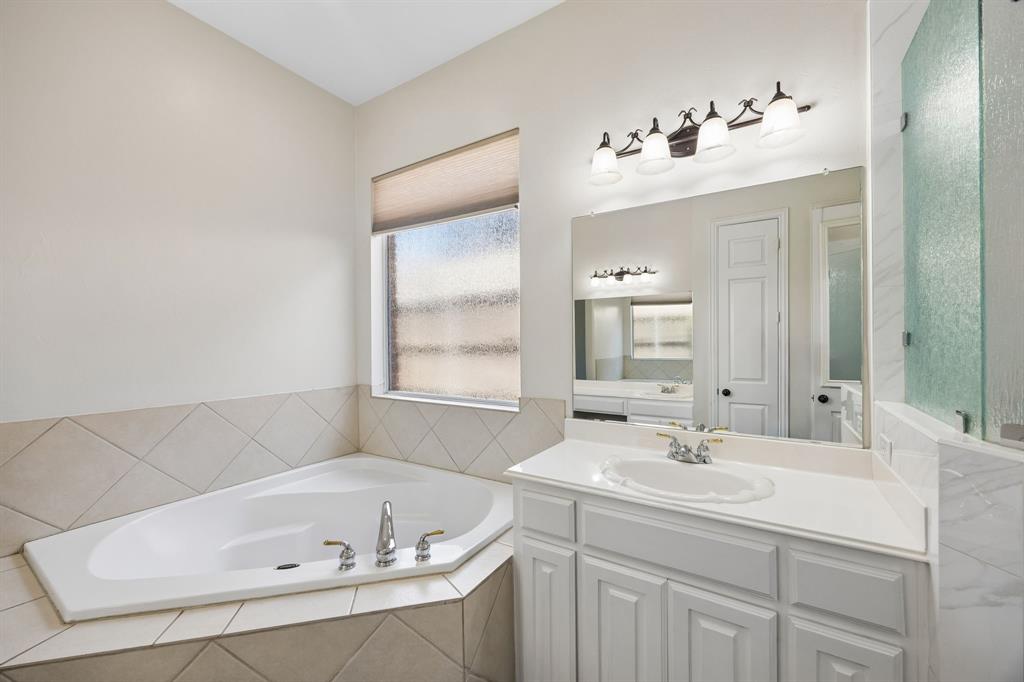 1613 Long Prairie Court Allen, TX 75002 - Photo 30 of 40