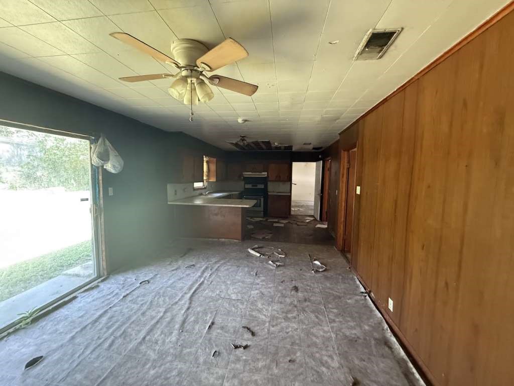 895 South Main Street Jasper, TX 75951 - Photo 7 of 16