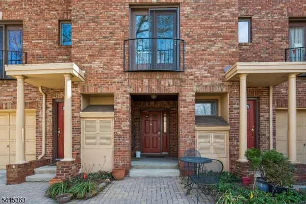$519,000 | 17 Mews Lane, South Orange, NJ 07079