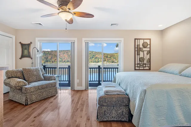 $425,000 | 37 Hudson Heights Drive, Poughkeepsie, NY 12601