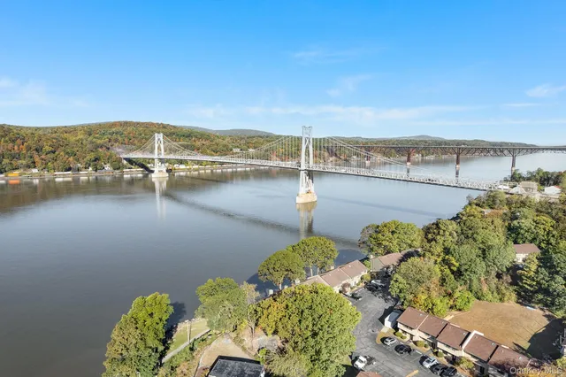 $425,000 | 37 Hudson Heights Drive, Poughkeepsie, NY 12601