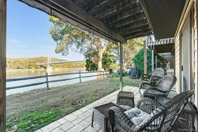 $425,000 | 37 Hudson Heights Drive, Poughkeepsie, NY 12601