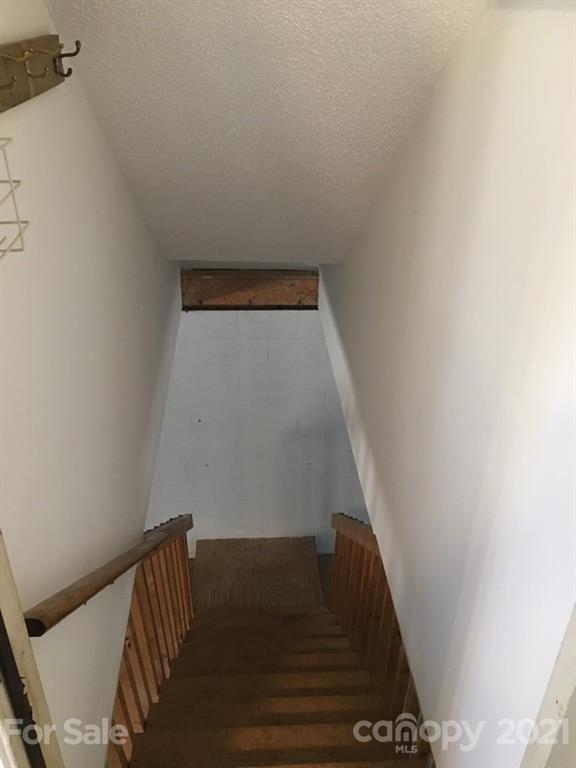 888 Rustic Heights Road Waynesville, NC 28785 - Photo 22 of 25 a view of entryway