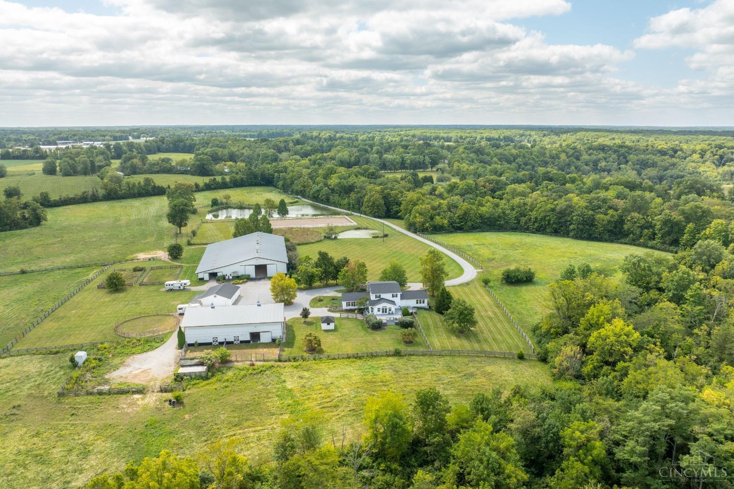 3476 Twin Bridges Road Williamsburg, OH 45176 - Photo 1 of 98