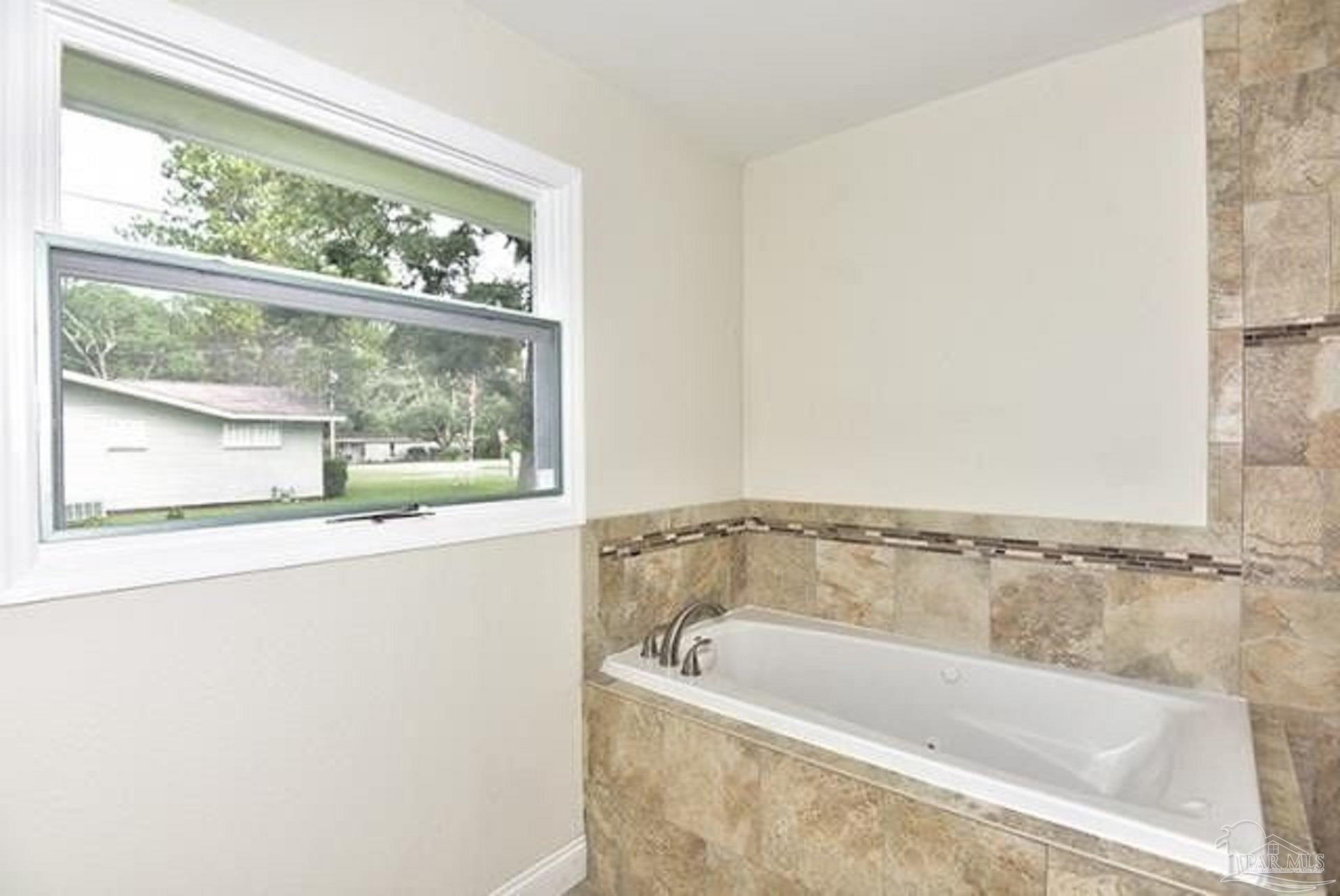 3225 Keating Road Pensacola, FL 32504 - Photo 8 of 17