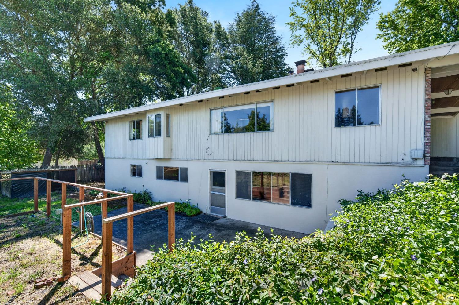 2062 Laguna Road Santa Rosa, CA 95401 - Photo 46 of 80