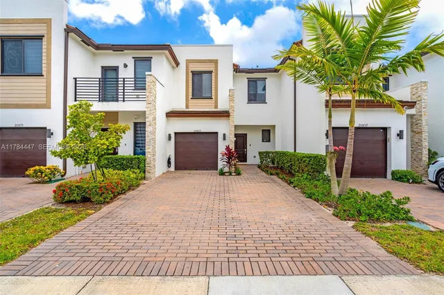 $790,000 | 20865 Northeast 7th Court, Miami, FL 33179