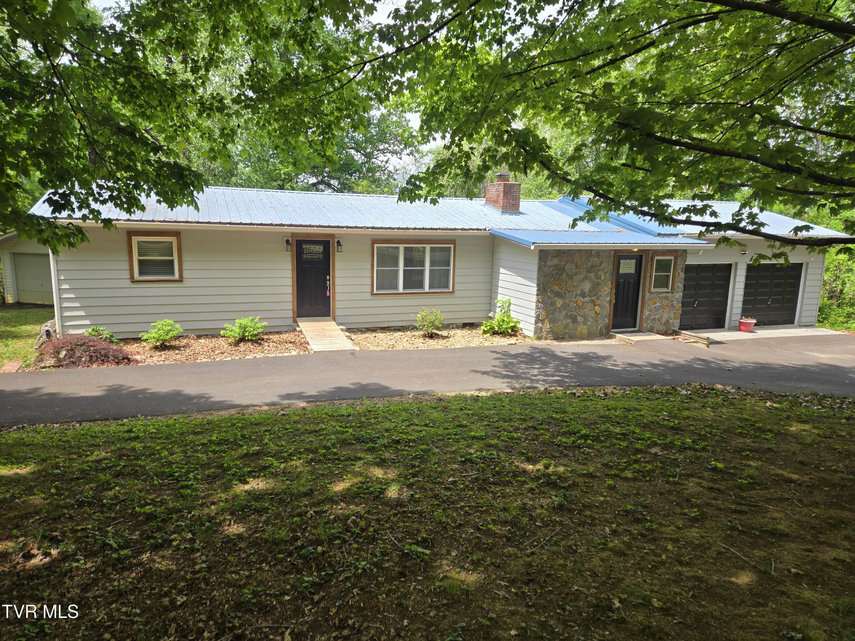 2154 Old State Rte 34 Limestone, TN 37681 - Photo 3 of 35 1NEW2