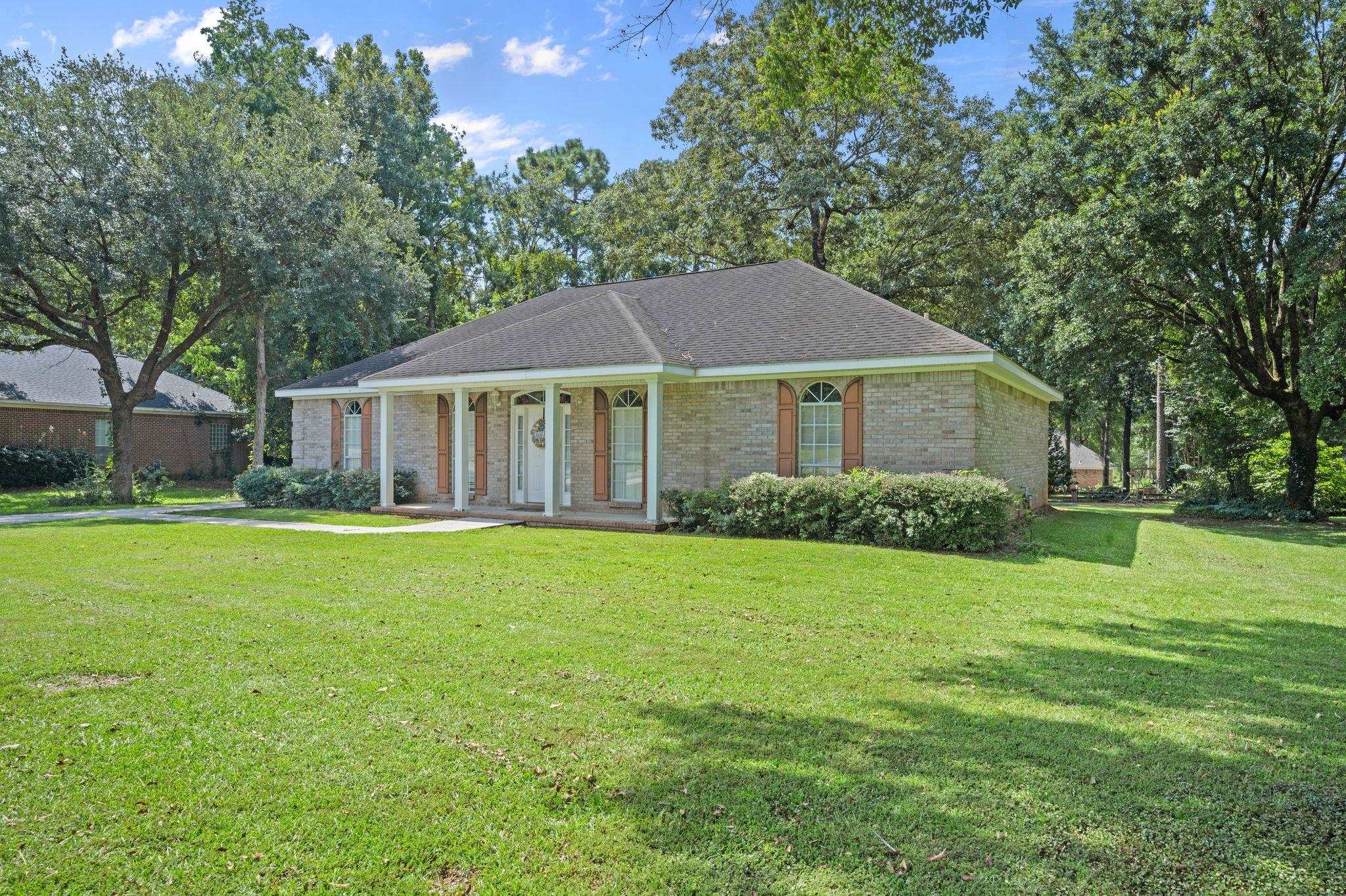 702 Rachel Drive Bay Minette, AL 36507 - Photo 5 of 35 Front Of Structure